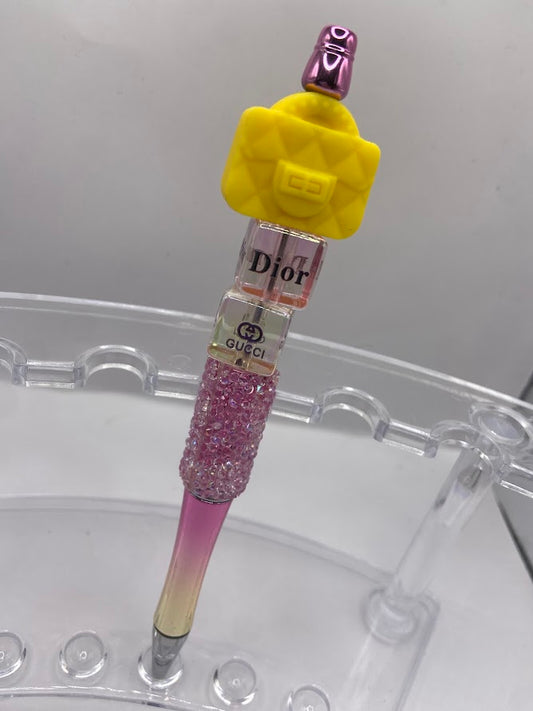 Beaded pen pink